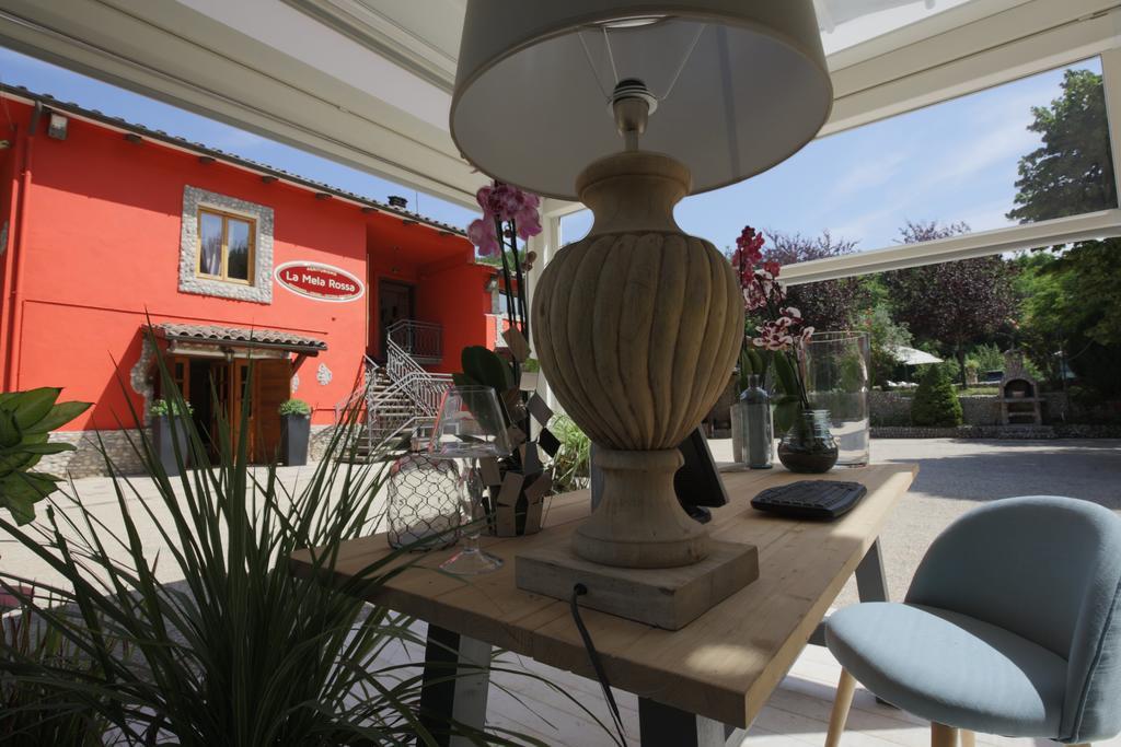 La Mela Rossa Villa Terni Exteriör bild