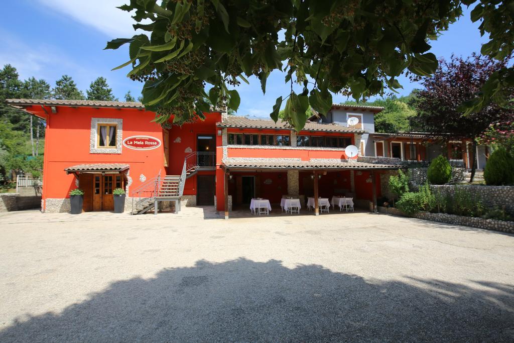 La Mela Rossa Villa Terni Exteriör bild